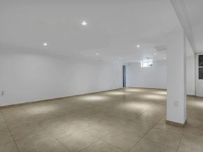 5 Boulevard, Queens NY 11357