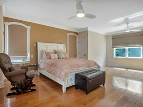 5 Boulevard, Queens NY 11357