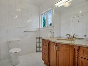 5 Boulevard, Queens NY 11357