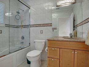 5 Boulevard, Queens NY 11357