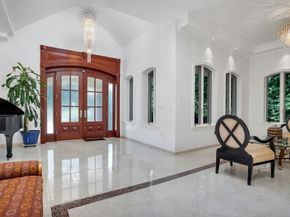 5 Boulevard, Queens NY 11357