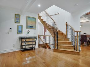 5 Boulevard, Queens NY 11357