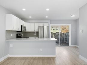 932 S Peoria Street, Aurora CO 80012