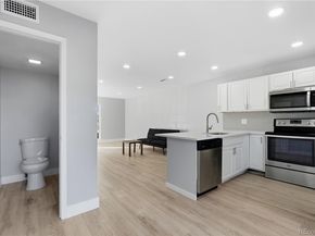 932 S Peoria Street, Aurora CO 80012