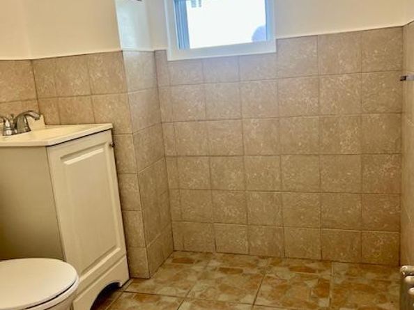 767 Clark Avenue, Ridgefield NJ 07657
