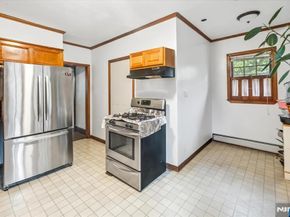 596 Hillside Street, Ridgefield NJ 07657