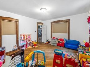 596 Hillside Street, Ridgefield NJ 07657
