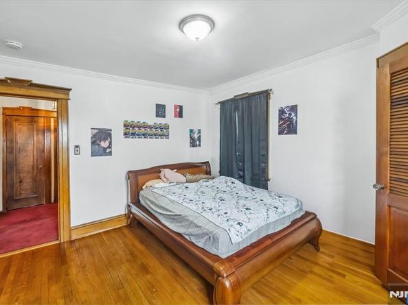 596 Hillside Street, Ridgefield NJ 07657