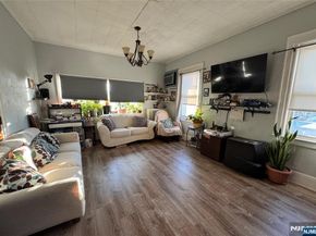 Undisclosed Address #25039330, North Bergen NJ 07047