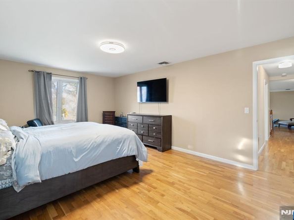 51 Anderson Avenue, Englewood Cliffs NJ 07632