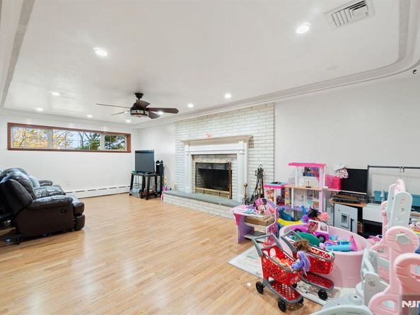 51 Anderson Avenue, Englewood Cliffs NJ 07632