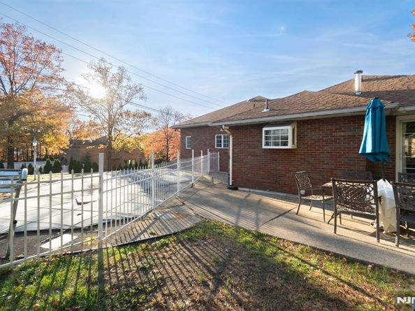 51 Anderson Avenue, Englewood Cliffs NJ 07632