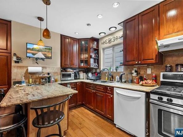 103 Virginia Avenue, Jersey City NJ 07304