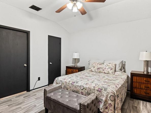 6152  River Cross Drive , Fort Worth Texas 76114