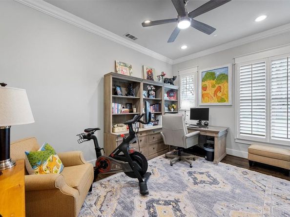 6611  Dartbrook Drive , Dallas Texas 75254