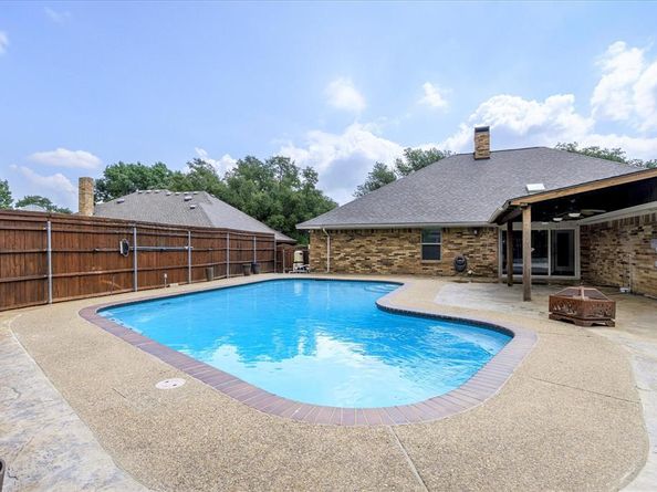 7324  Bramblewood Road , Fort Worth Texas 76133