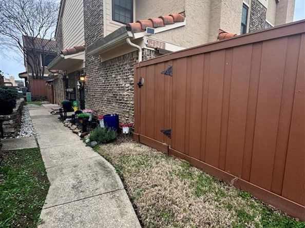 4341  Madera Road , Irving Texas 75038