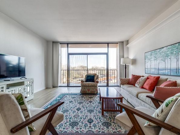 5200  Keller Springs Road  317, Dallas Texas 75248