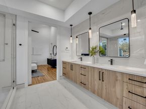 1515  Pecos Street , Dallas Texas 75204