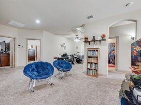 5056  Empire Way , Irving Texas 75038