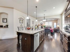 5056  Empire Way , Irving Texas 75038