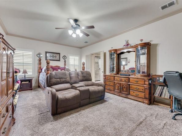 5056  Empire Way , Irving Texas 75038