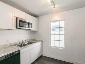 1927  Yale Street , River Oaks Texas 76114