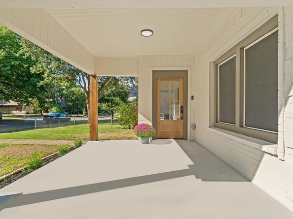 814  Turner Avenue , Dallas Texas 75208