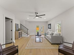 814  Turner Avenue , Dallas Texas 75208