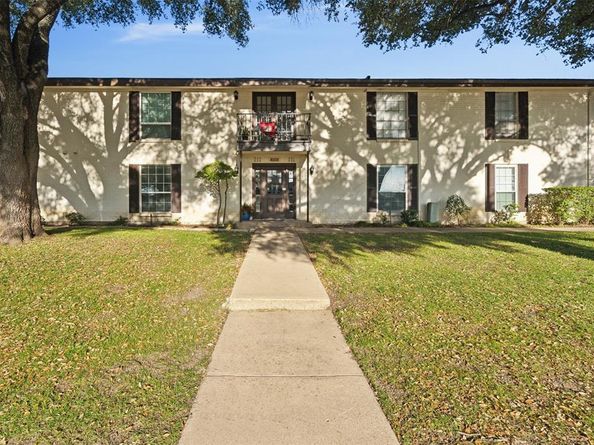 4008  Ridglea Country Club Drive  304, Fort Worth Texas 76126