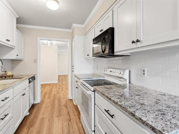 4008  Ridglea Country Club Drive  304, Fort Worth Texas 76126