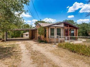 412  Calgary Road , Azle Texas 76020
