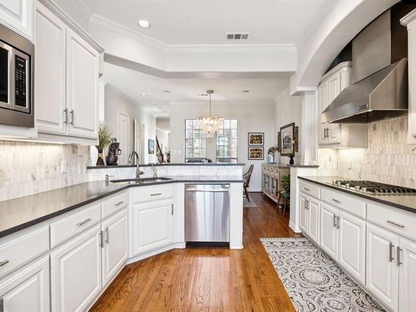4051  Throckmorton Street , Dallas Texas 75219