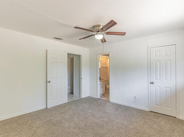 10024  Mill Valley Lane , Dallas Texas 75217