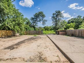 10024  Mill Valley Lane , Dallas Texas 75217