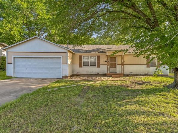 3733  Columbine Drive , Everman Texas 76140