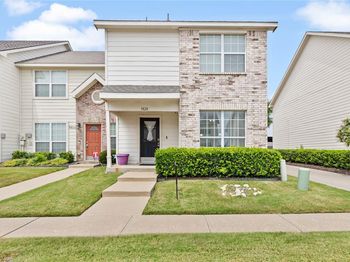 5828  Giddyup Lane 