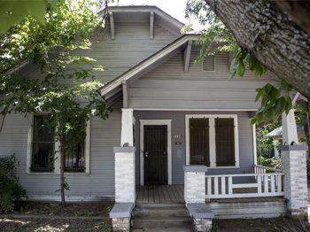 2220  Prospect Avenue 