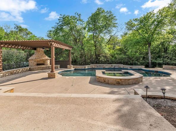 3705  Falcon Drive , Flower Mound Texas 75022