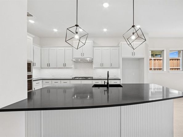 6213  Escarpment Drive , Fort Worth Texas 76112