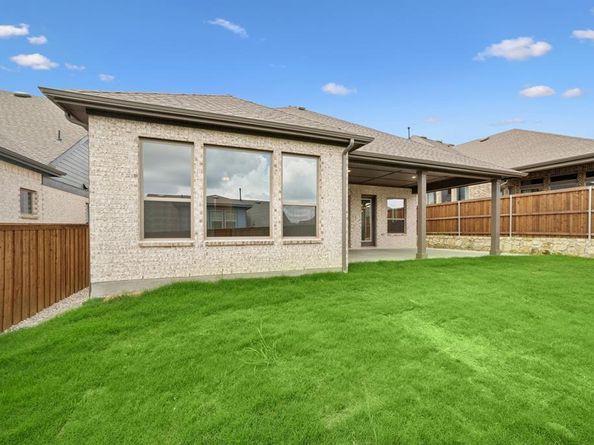 6213  Escarpment Drive , Fort Worth Texas 76112