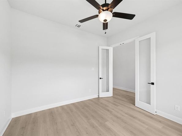 6213  Escarpment Drive , Fort Worth Texas 76112
