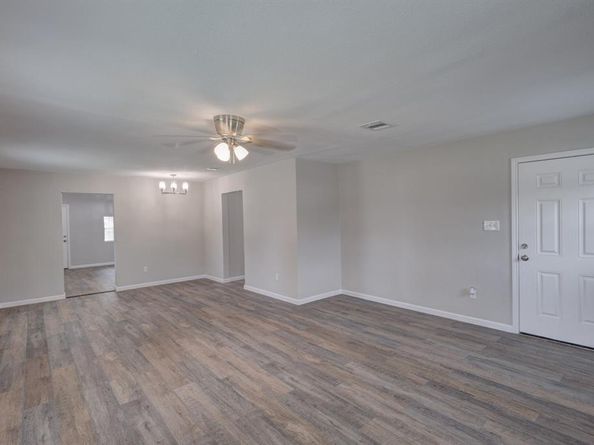 1260 E Mulkey Street , Fort Worth Texas 76104