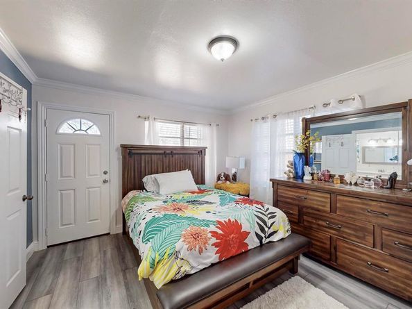 3211  Bertrand Avenue , Dallas Texas 75215