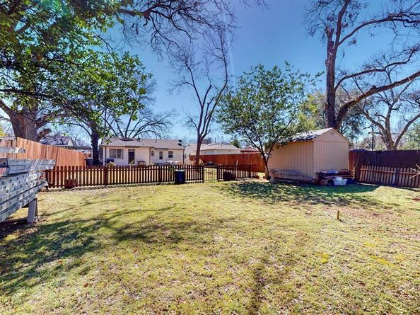 3211  Bertrand Avenue , Dallas Texas 75215