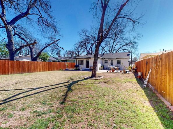3211  Bertrand Avenue , Dallas Texas 75215