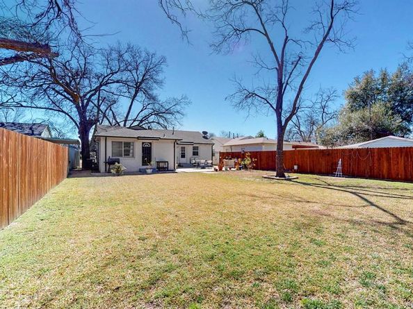 3211  Bertrand Avenue , Dallas Texas 75215