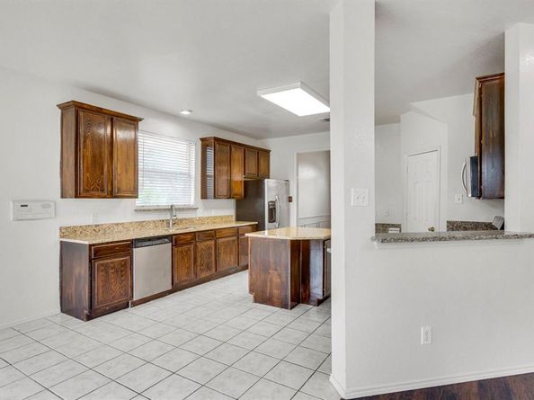 2328  Meredith Lane , Garland Texas 75042