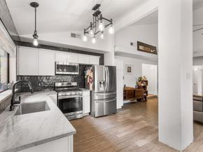 2409  Leslie Street , Denton Texas 76205