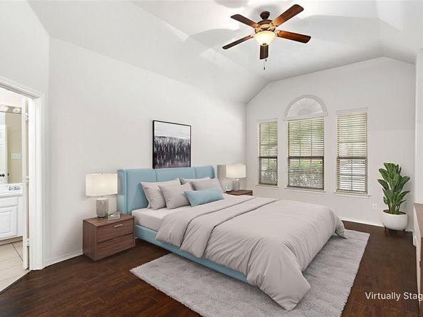 1825  Amber Lane , Carrollton Texas 75007